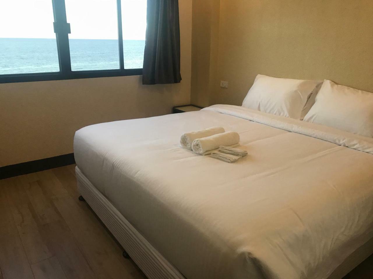 Babylon Oslob Coast Guesthouse Zewnętrze zdjęcie