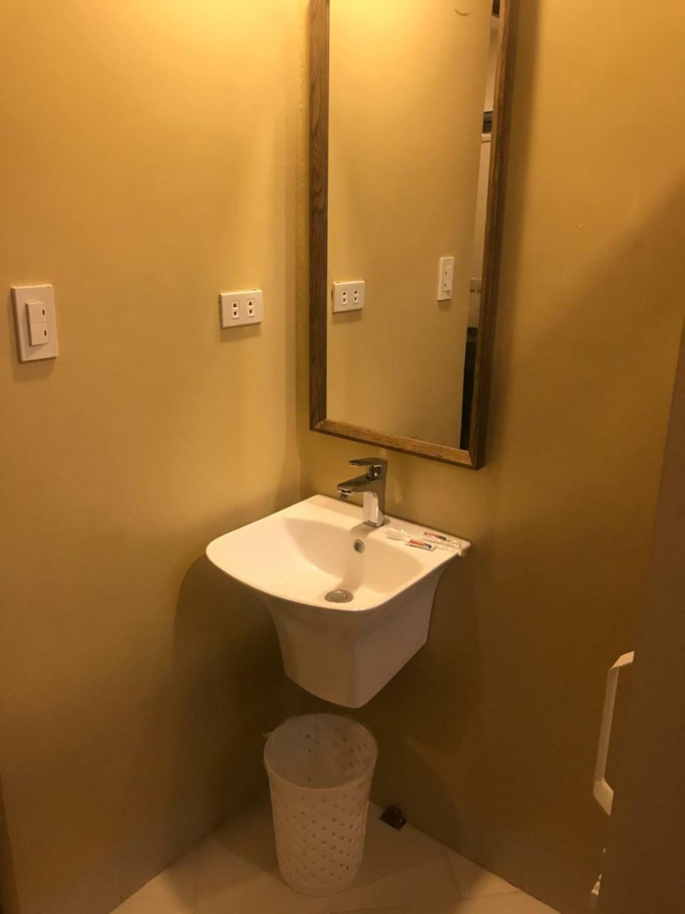 Babylon Oslob Coast Guesthouse Zewnętrze zdjęcie